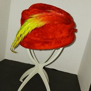 Vintage Dali New York 1960s women's hat with feather  Musketeer Austria Red